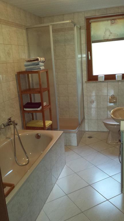 Ferienwohnung Ringwald Biederbach Bagian luar foto